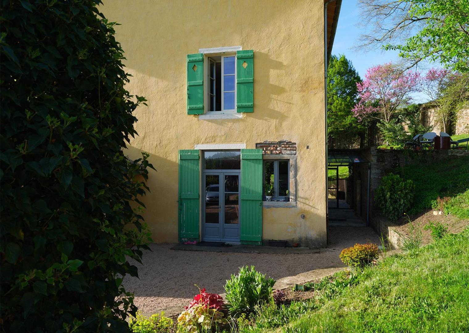 La Porte Des Pres Cluny Eksteriør billede